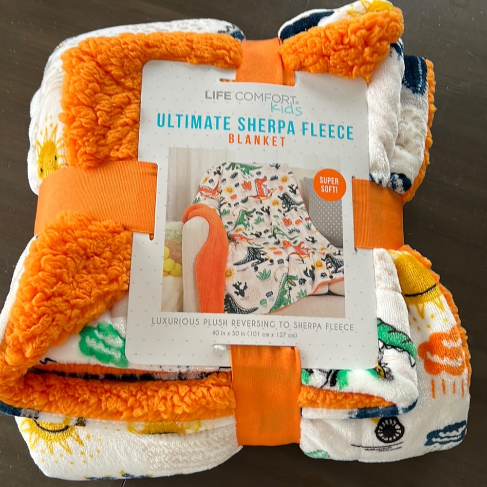 Kids dinosaur Sherpa blanket